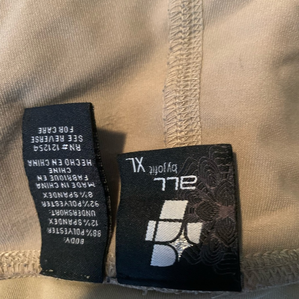 Golf skort - Picture 3 of 5